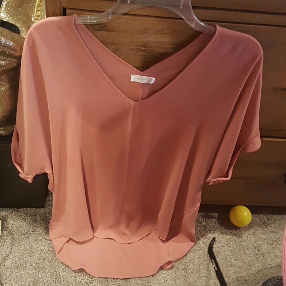 Lush Women's Blouse in Dusty Pink